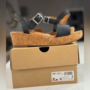 UGG Wedge Sandal Kids Size 4 (women 5 1/2) Black